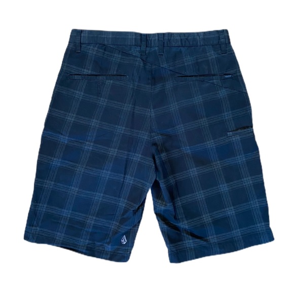 Men's Volcom Corpo Class Plaid Shorts - Picture 2 of 5